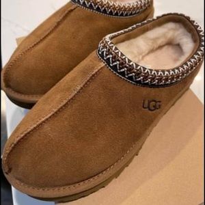 Ugg Tasman Slipper
